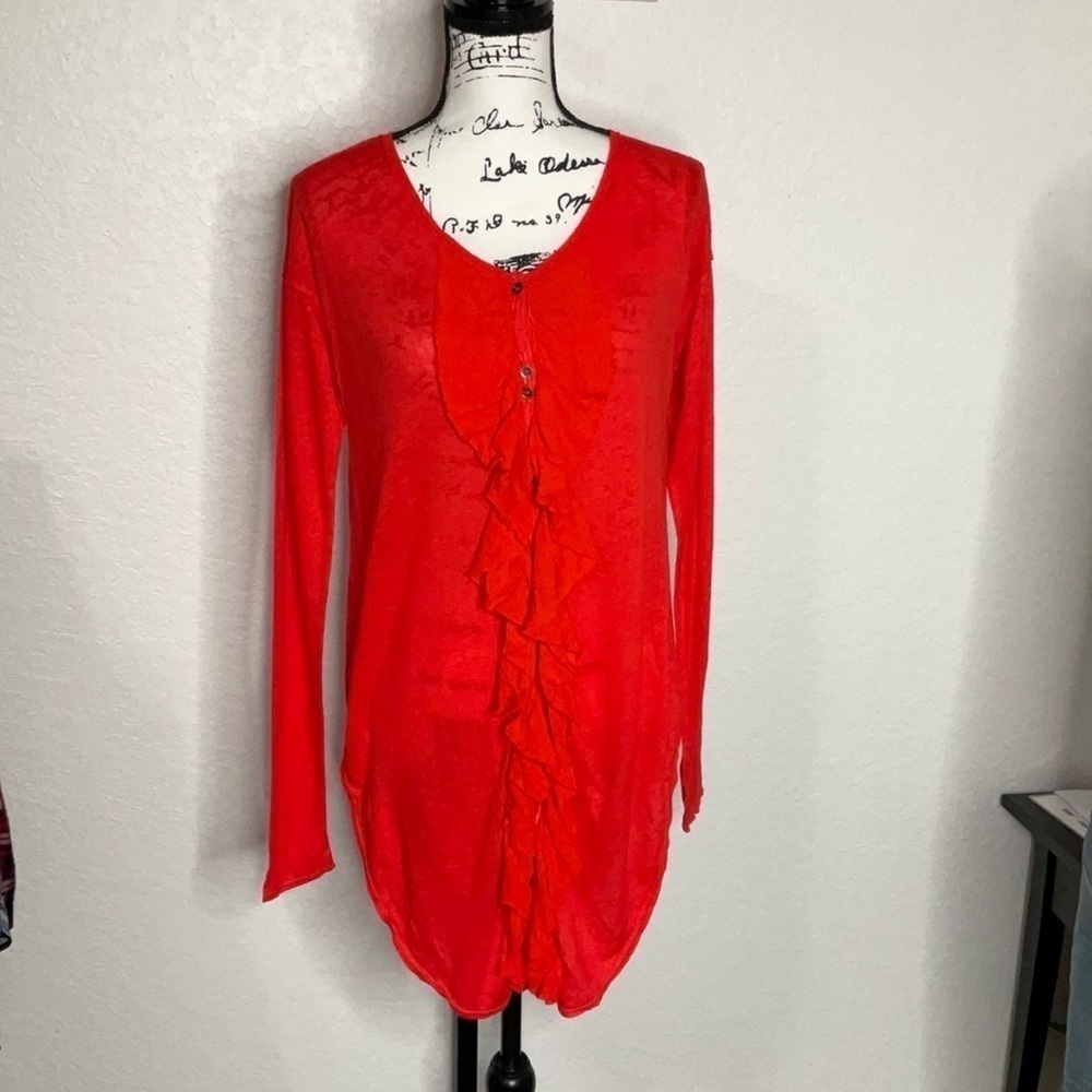 347- Free People NWT Sample Piece, Red Button Down Ruffle Top, Siz…